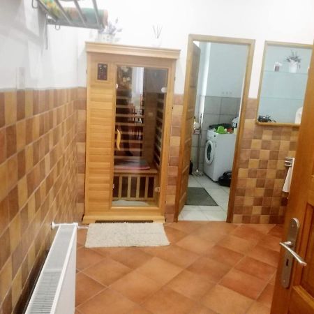 Parva Foresta Apartment Miskolc Luaran gambar