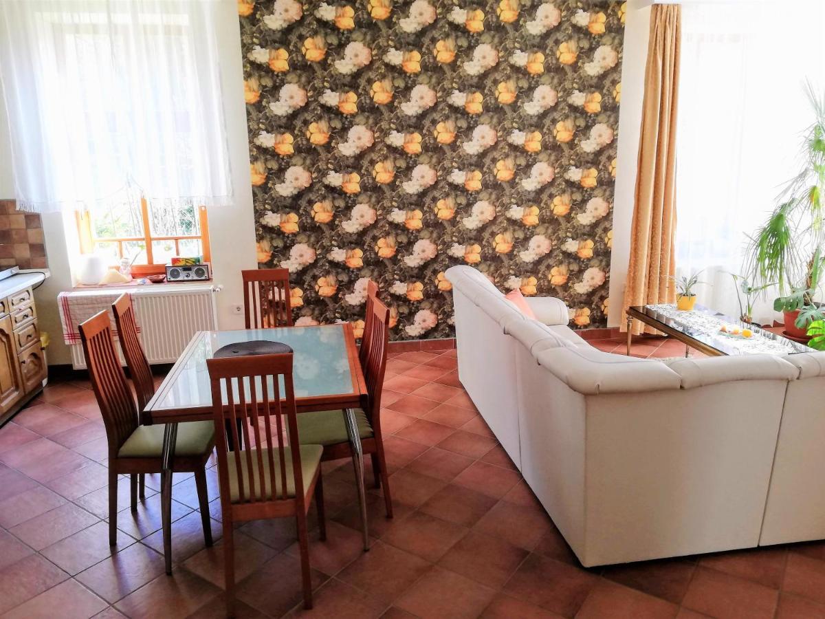 Parva Foresta Apartment Miskolc Luaran gambar